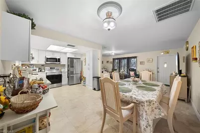 1216 SE 21st Pl, Cape Coral, FL 33990 - Photo 9