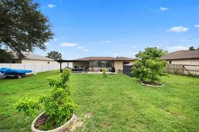 1216 SE 21st Pl, Cape Coral, FL 33990 - Photo 27