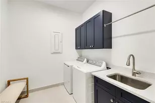12255 Bonnet Dr, Naples, FL 34120 - Photo 27