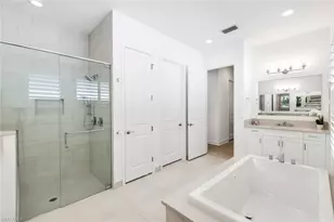 12255 Bonnet Dr, Naples, FL 34120 - Photo 19