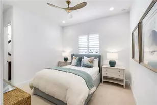 12255 Bonnet Dr, Naples, FL 34120 - Photo 21