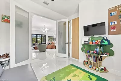 1819 12th Ave NE, Naples, FL 34120 - Photo 15