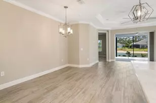 2306 Marquesa Cir, Naples, FL 34112 - Photo 7