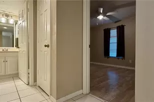9640 Victoria Ln, Naples, FL 34109 - Photo 15