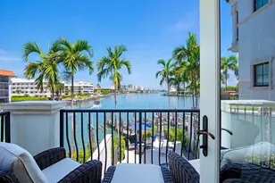 221 Harbour Dr, Naples, FL 34103 - Photo 13