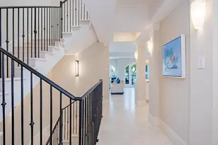 221 Harbour Dr, Naples, FL 34103 - Photo 25