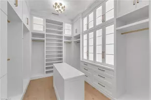 1935 5th St S, Naples, FL 34102 - Photo 23