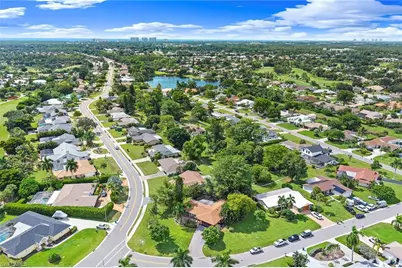 511 Eastwood Dr, Naples, FL 34110 - Photo 3