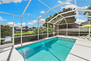 3826 Huelva Ct, Naples, FL 34109 - Photo 3