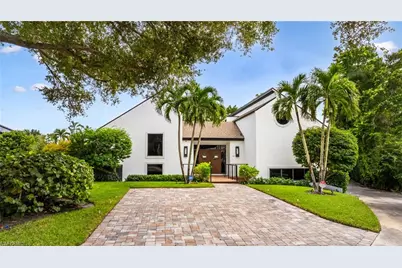 114 Westwood Dr, Naples, FL 34110 - Photo 1