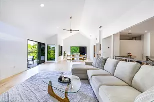 114 Westwood Dr, Naples, FL 34110 - Photo 5