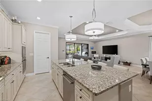 28137 Edenderry Ct, Bonita Springs, FL 34135 - Photo 9
