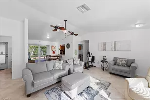 702 SE 10th Ave, Cape Coral, FL 33990 - Photo 5