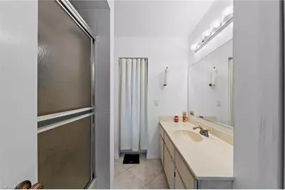 702 SE 10th Ave, Cape Coral, FL 33990 - Photo 13