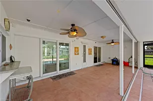 702 SE 10th Ave, Cape Coral, FL 33990 - Photo 33