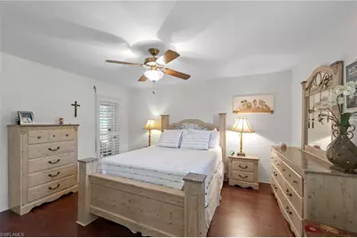 702 SE 10th Ave, Cape Coral, FL 33990 - Photo 15