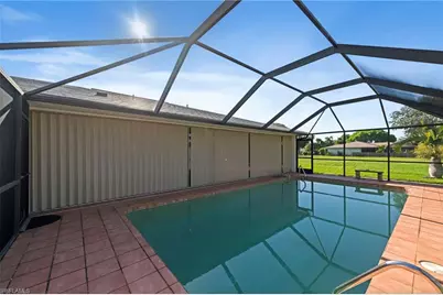 702 SE 10th Ave, Cape Coral, FL 33990 - Photo 41