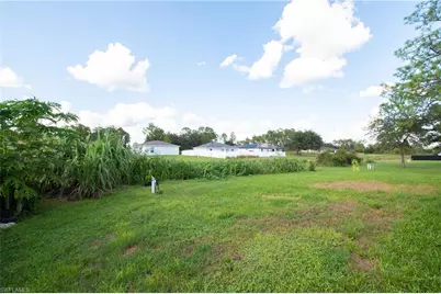 2618 Helen Cir, Lehigh Acres, FL 33971 - Photo 21