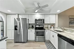 269 Deerwood Cir, Naples, FL 34113 - Photo 5