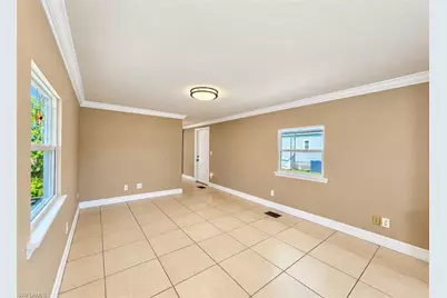 164 Cape Sable Dr, Naples, FL 34104 - Photo 9