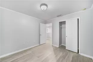 2133 Fairmont Ln, Naples, FL 34120 - Photo 19