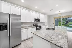 2133 Fairmont Ln, Naples, FL 34120 - Photo 7