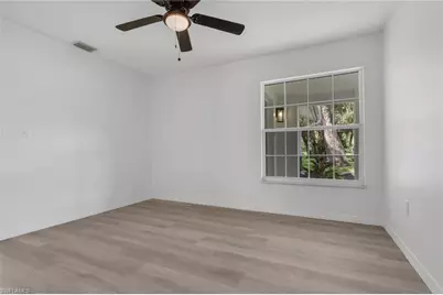 241 20th St NE, Naples, FL 34120 - Photo 21