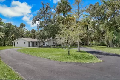 241 20th St NE, Naples, FL 34120 - Photo 3