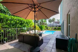 6041 Westbourgh Dr, Naples, FL 34112 - Photo 35