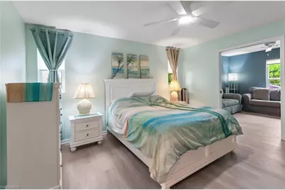 6041 Westbourgh Dr, Naples, FL 34112 - Photo 21