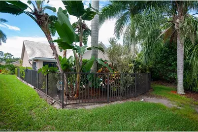 6041 Westbourgh Dr, Naples, FL 34112 - Photo 41