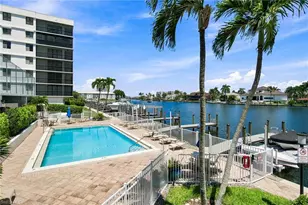 10420 Gulf Shore Dr, Naples, FL 34108 - Photo 45
