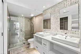 10420 Gulf Shore Dr, Naples, FL 34108 - Photo 27