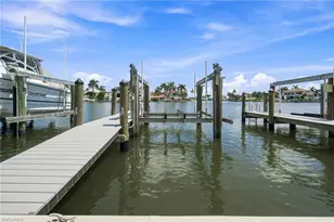 10420 Gulf Shore Dr, Naples, FL 34108 - Photo 41