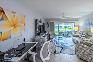 814 SE 46th St, Cape Coral, FL 33904 - Photo 5