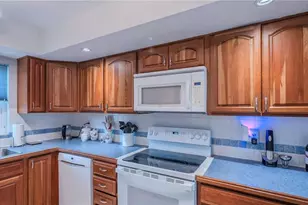 814 SE 46th St, Cape Coral, FL 33904 - Photo 11