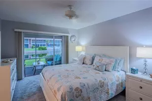 814 SE 46th St, Cape Coral, FL 33904 - Photo 13