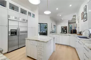 1455 Hemingway Pl, Naples, FL 34103 - Photo 7