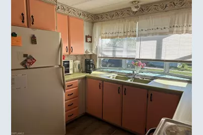 1100 University Pkwy #15, Sarasota, FL 34234 - Photo 27