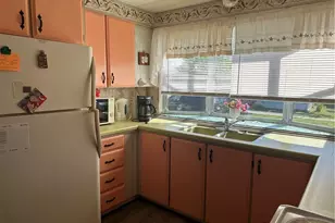 1100 University Pkwy, Sarasota, FL 34234 - Photo 27