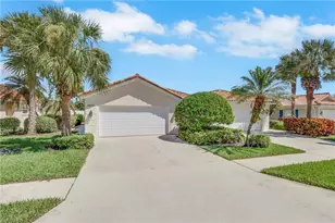 4577 Pasadena Ct, Naples, FL 34109 - Photo 9