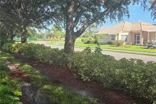 2280 Somerset Ridge Dr, Lehigh Acres, FL 33973 - Photo 21