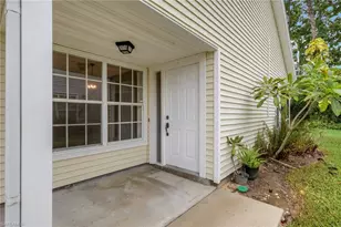 1413 Monarch Cir, Naples, FL 34116 - Photo 3