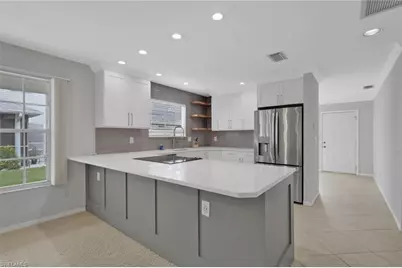 1413 Monarch Cir #B4, Naples, FL 34116 - Photo 9