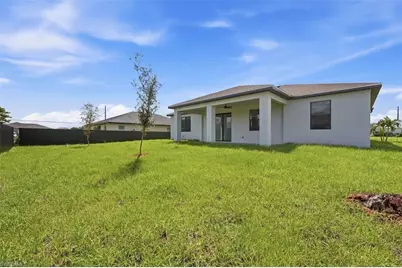 19 NW 25th St, Cape Coral, FL 33993 - Photo 7