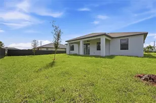 19 NW 25th St, Cape Coral, FL 33993 - Photo 7