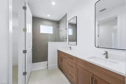 19 NW 25th St, Cape Coral, FL 33993 - Photo 25