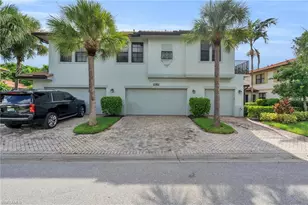 1391 Santiago Cir, Naples, FL 34113 - Photo 9