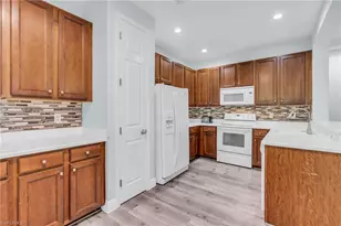 1391 Santiago Cir, Naples, FL 34113 - Photo 17