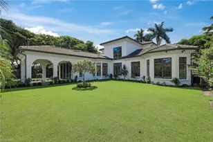 1609 China Berry Way, Naples, FL 34105 - Photo 5